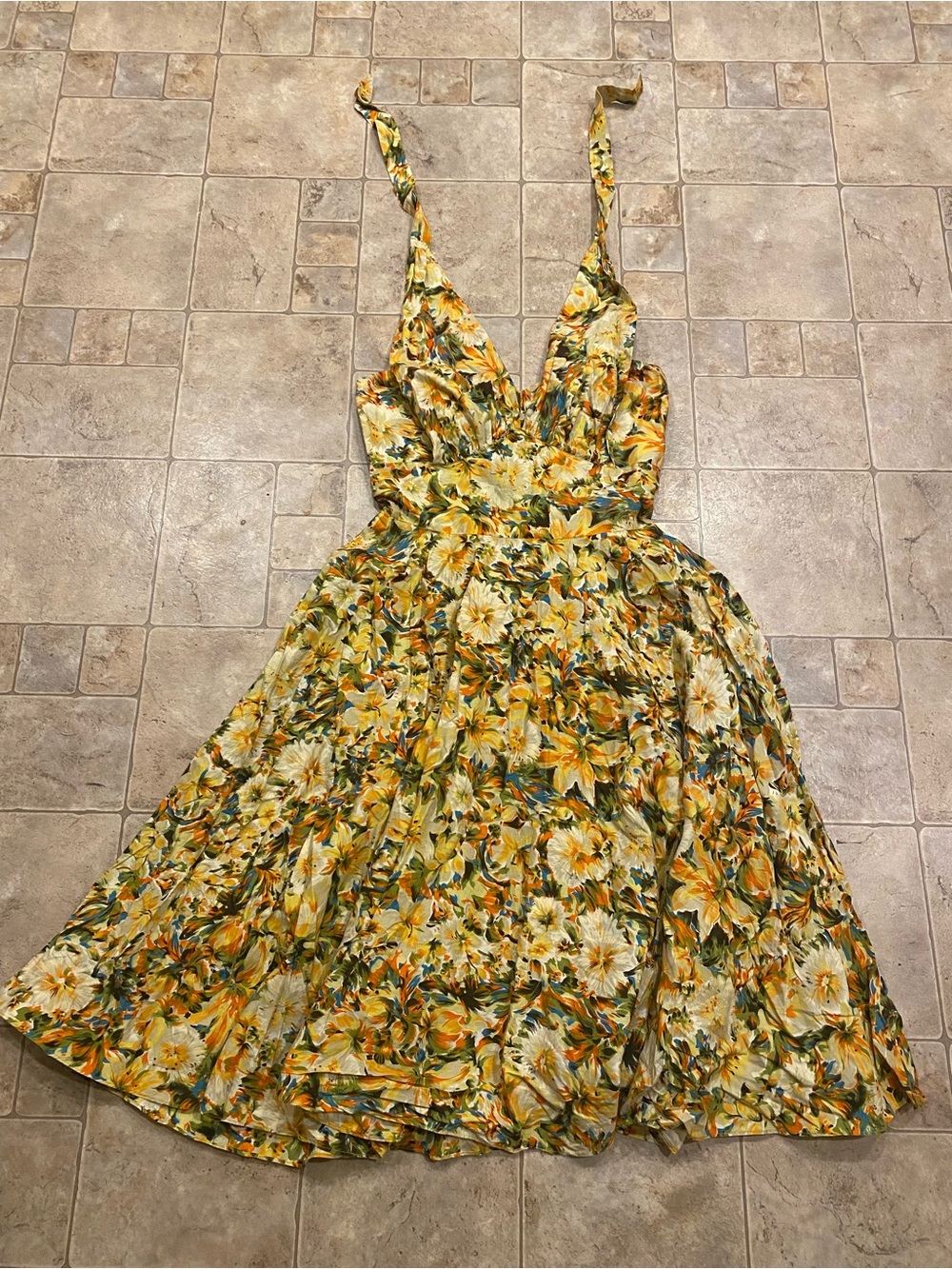 VTG 1950s Maile of Hawaii Cotton Print Hawaiian Dress Floral Pattern (READ)